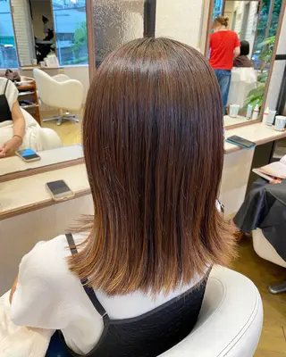 ミディアム 艶感🫧透明感カラー YUKARIのヘアスタイル