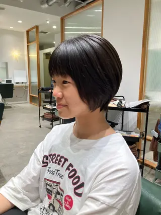 ショート 平松 里穗のヘアスタイル
