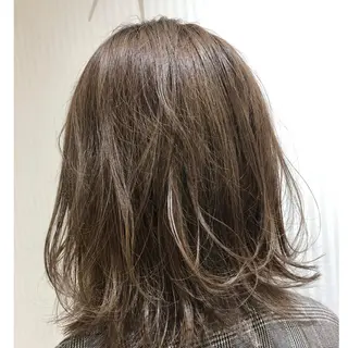 ミディアム カジサ ケイコのヘアスタイル