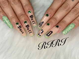 ネイル riri オーナーのネイルデザイン