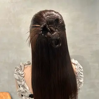 ヘアアレンジ 透明感カラー🫧 ✴︎meiのヘアスタイル