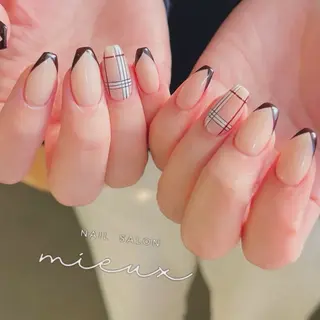ネイル nailsalon mieuxのネイルデザイン
