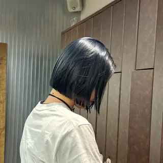 ミディアム まほ/レイヤーカット 🍒🤍透明感カラーのヘアスタイル