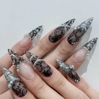 ネイル Iconic Nailのネイルデザイン