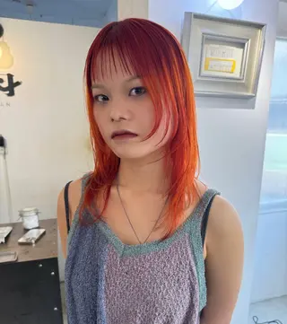 ミディアム カラー パーマ こはる／ハードパーマ /癖毛風パーマ🧃のヘアスタイル