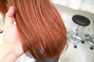 セミロング カラー 大場 友稀のヘアスタイル