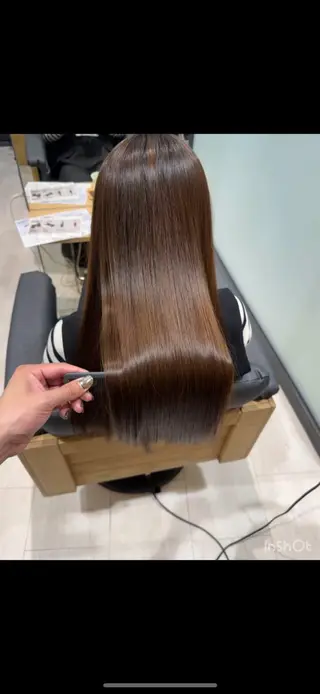 ロング unique 松原吹季のヘアスタイル