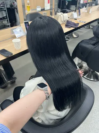 ロング カラー 暗髪🩶ラベンダー/ ブルー/ユウナ🤍のヘアスタイル