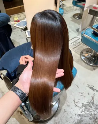 ロング 必ず笑顔で帰っていた だきます！安田祐貴のヘアスタイル