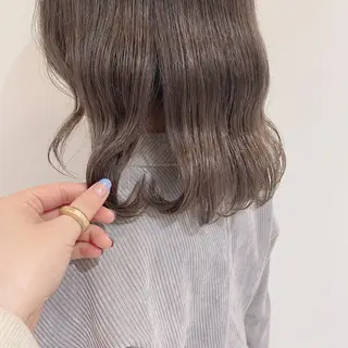 ミディアム カラー ヘアアレンジ キダアヤカ/ 梅田/ベージュカラーのヘアスタイル