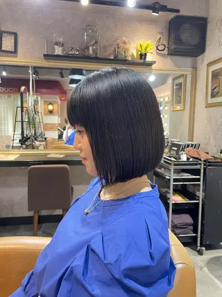 ショート 🫧小顔顔周りカット レイヤー/縮毛/白倉のヘアスタイル