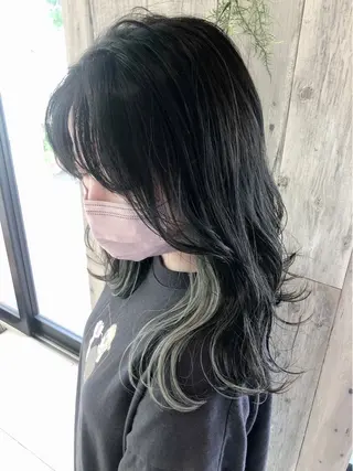 セミロング カラー 小久保 彰子のヘアスタイル