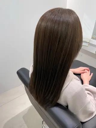 ロング カラー 本井 宏明のヘアスタイル