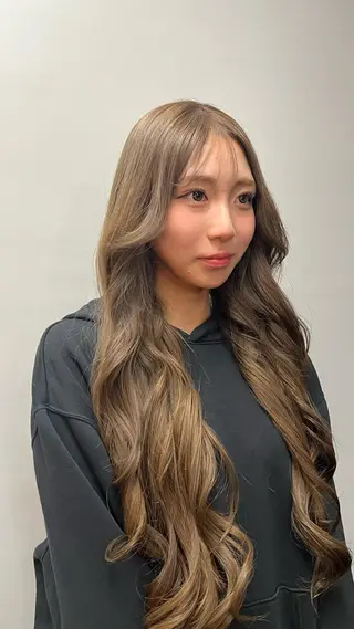 ロング モデル募集💚 Miyabi💚のヘアスタイル