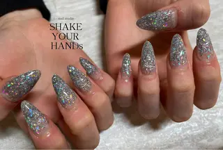 ネイル ネイルスタジオ シェイクユアハンズのネイルデザイン