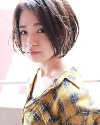 ショート カラー パーマ tuuli トゥーリのヘアスタイル