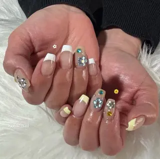 ネイル 𝚊𝚢𝚊𝚗𝚊 .のネイルデザイン