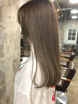 セミロング カラー Pia ツボイ ケイタのヘアスタイル