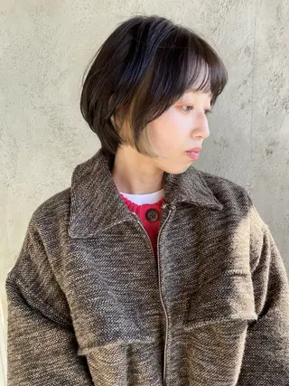 ショート カラー 岡田 恭明のヘアスタイル