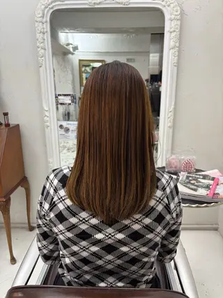 セミロング パーマ 艶髪🫧透明感カラー ｺﾑｶｲ  ﾕﾘｺのヘアスタイル