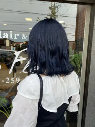 ミディアム 立野 希沙のヘアスタイル