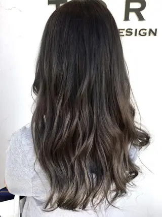 ロング カラー 川合 勇気のヘアスタイル