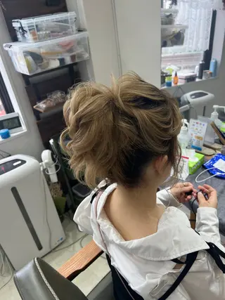ミディアム ヘアアレンジ 山室 敬義のヘアスタイル