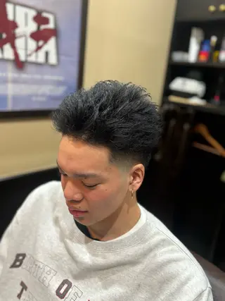 メンズ 與那嶺 瑞利のヘアスタイル