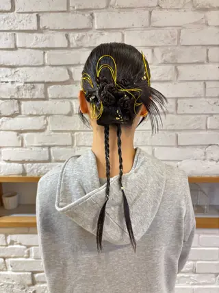 セミロング ヘアアレンジ しみず さくら🌸のヘアスタイル