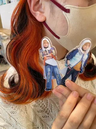 セミロング カラー インナーカラー 推し ブリーチ  髪質改善のヘアスタイル