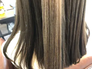 ロング カラー 出雲 莉奈のヘアスタイル