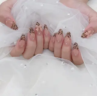 ネイル Rine 放出 (リネ)のネイルデザイン