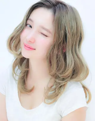ミディアム カラー ヘアアレンジ モテ髪透明感❤️ デイズヘアカラーのヘアスタイル