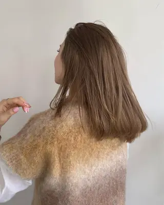 ミディアム カラー 竹中 彩音のヘアスタイル
