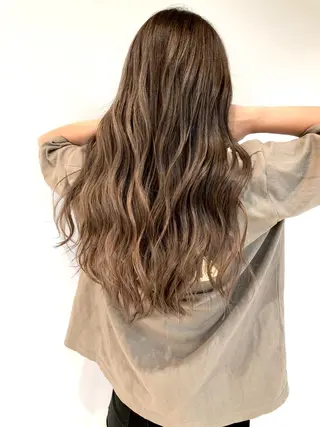 ロング カラー タナカ タクヤのヘアスタイル
