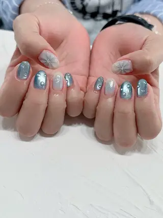 ネイル Seeil .のネイルデザイン