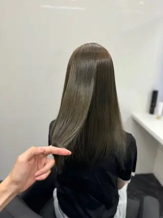 ロング カラー パーマ ヘアアレンジ メンズ キッズ 髪質改善Ⅰ透明感 艶カラーⅠたつやのヘアスタイル