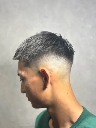 メンズ BARBER MAKI所属・牧 龍佑のヘアスタイル