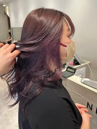 ロング カラー サキ🤍ハイトーン 🩰くびれ巻きヘアのヘアスタイル