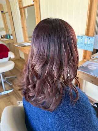 カラー ALL BLue 木間のヘアスタイル