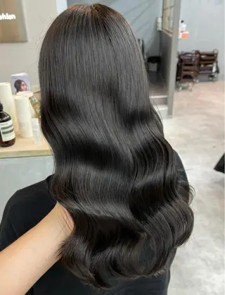 ロング プル艶職人/ にしものヘアスタイル