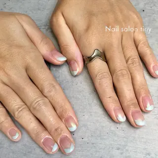 ネイル Nail salon tiny🩵のネイルデザイン