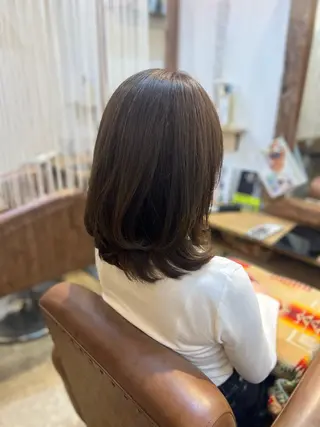 ミディアム カラー 小澤 真理子 ☀️アメリシュシュのヘアスタイル