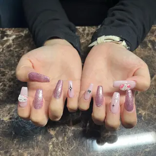 ネイル IROHA nail Ami🐊🎀のネイルデザイン
