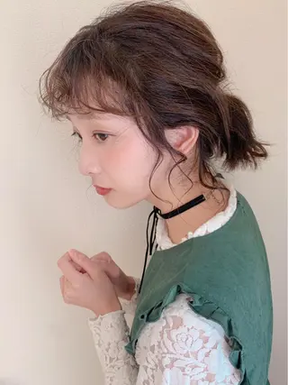 ミディアム 佐々木 芽衣のヘアスタイル