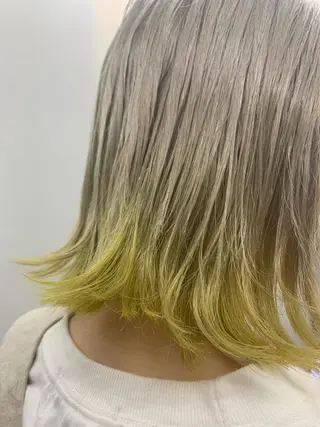 ショート カラー leben serikaのヘアスタイル