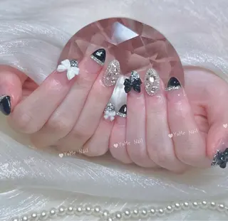 ミディアム YUME NailBeautyのネイルデザイン