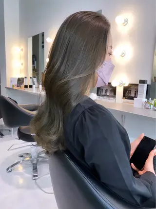 カラー 宮本 紗菜のヘアスタイル