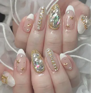 ネイル momoka🤍 四ツ橋のネイルデザイン