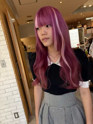 ロング カラー nameless髪質 改善ブリーチ心斎橋のヘアスタイル